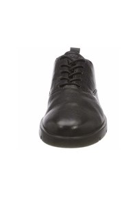 Chaussures noir en cuir à lacets avec une finition lisse, bout arrondi et accents texturés sur le dessus. Semelle légère pour le confort.