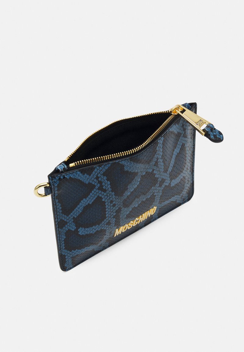 Damen Handtaschen | MOSCHINO LOGO UNISEX Clutch blue/blau - CY49531 Damen Handtaschen | MOSCHINO LOGO UNISEX Clutch blue/blau - CY49531