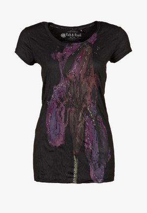 Musta naisten lyhythihainen t-paita, jossa on suuri violetti, viininpunainen ja musta abstrakti kukkakuosi sekä pieniä hopeisia koristeita edessä.