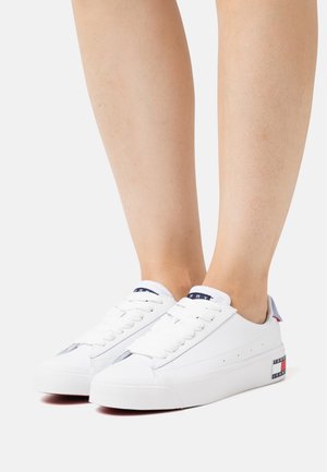 Tommy Jeans, Baskets basses - white