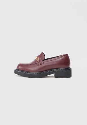 Našuchovačky - burgundy