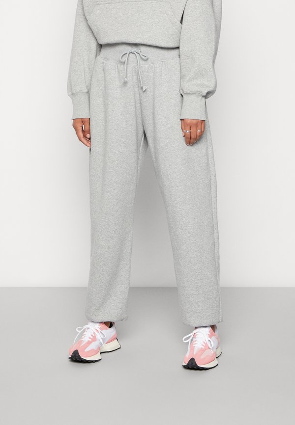 W PHNX FLC HR OS - Tracksuit bottoms