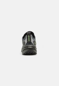 Lacoste AUDYSSOR TRAIL 224 - Αθλητικά παπούτσια - dark grey/black