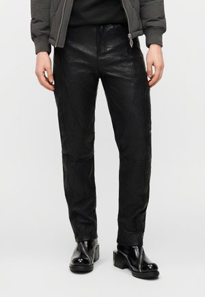 CRUNCH PANTS - Kožené nohavice - black