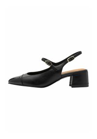 Sort læder slingback-sko med spidse tæer, lav blokhæl og dekorativ spænde på stroppen. Glat tekstur og minimalistisk design.