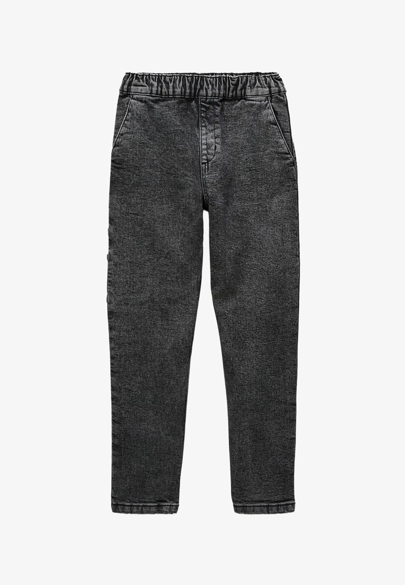 Pantalons en denim noir avec une taille élastique, deux poches latérales et une coupe fuselée. Texture lisse avec des détails de couture minimaux.