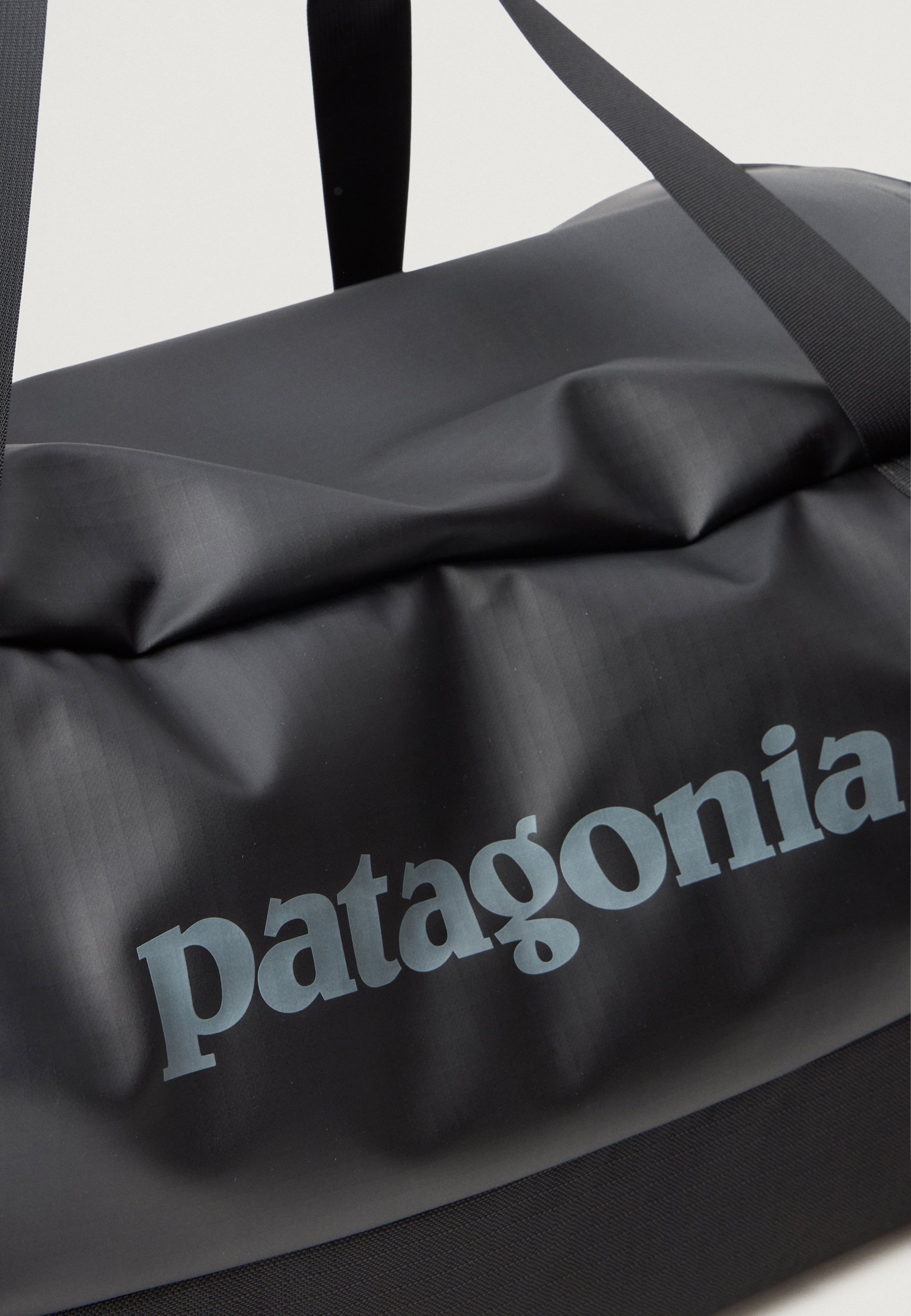 Patagonia BLACK HOLE WHEELED DUFFEL UNISEX - Reistas - black/zwart