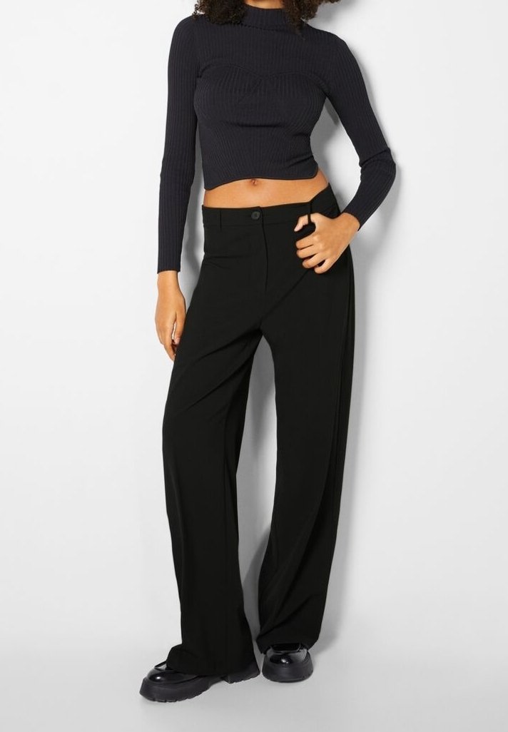 Bershka Pantalon classique black/noir (Seconde main) ZALANDO