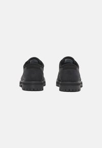 Timberland BRITTON ROAD - Casual lace-ups - black full grain