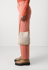 ONLY ONLCAMILLE BEACH TOTE BAG - Håndtasker - natural
