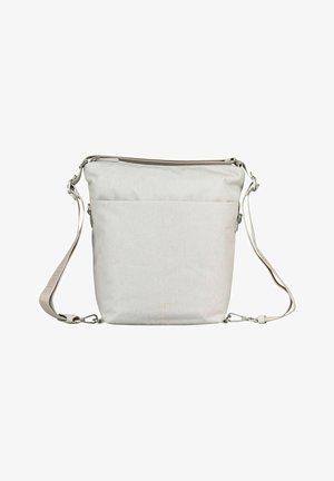 Sac bandoulière gris clair avec sangle réglable, fermeture éclair supérieure, poche avant et petit logo de marque embossé près du centre inférieur.