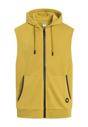 Ärmellose gelbe Kapuzenweste mit schwarzem Reißverschluss, Kordelzügen, zwei Fronttaschen und einem kleinen schwarzen runden Logo in der Nähe der unteren rechten Tasche.