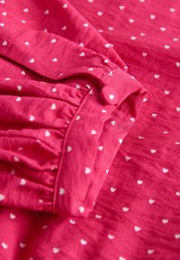 Ikke valgt, pink heart print