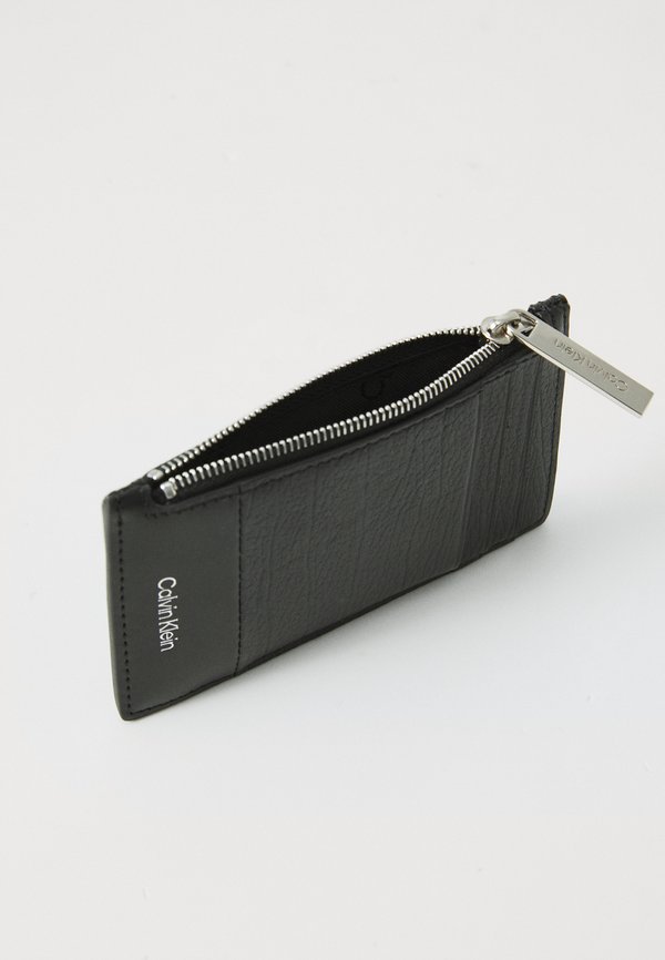SUBTLE  - Business card holder3