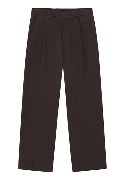 Sötétbarna, széles szárú nadrág, texturált szövetből. Elemei: elülső redők, két oldalzseb, cipzáras és gombos, patentos rögzítés.