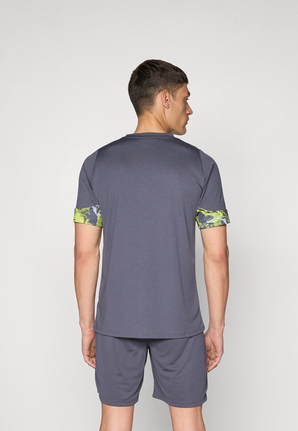 INDIVIDUALCUP  - Sports T-shirt - galactic gray4