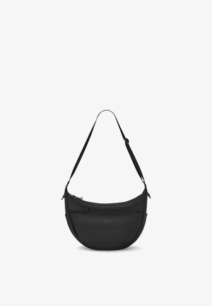 Borsa a tracolla nera a forma di mezzaluna con tracolla regolabile e tasca con cerniera, con il marchio "Larkson Hamburg" sul pannello anteriore.