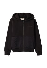 Sudadera negra con cremallera frontal, dos bolsillos inferiores, puños acanalados y una textura suave con un sutil logotipo en el pecho.