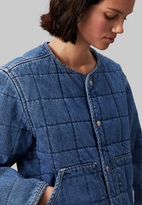 Calvin Klein Jeans LINER - Bomber jakna - denim medium
