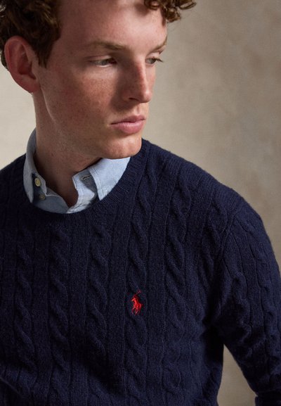 Polo Ralph Lauren CABLE-KNIT WOOL-CASHMERE SWEATER - Pullover - hunter navy