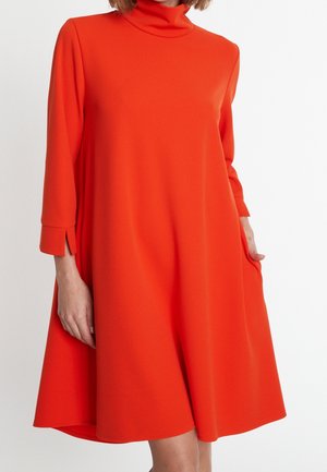 Ana Alcazar, Robe de jour - orange
