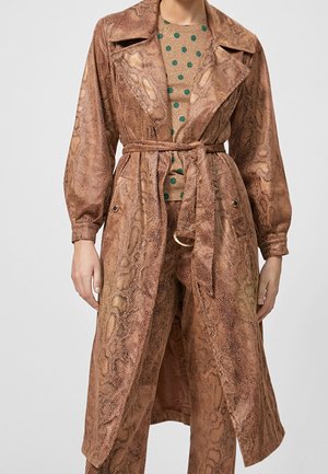 Trenchcoat - light brown