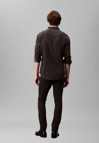 Calvin Klein Jeans Skinny-Farkut - essential black