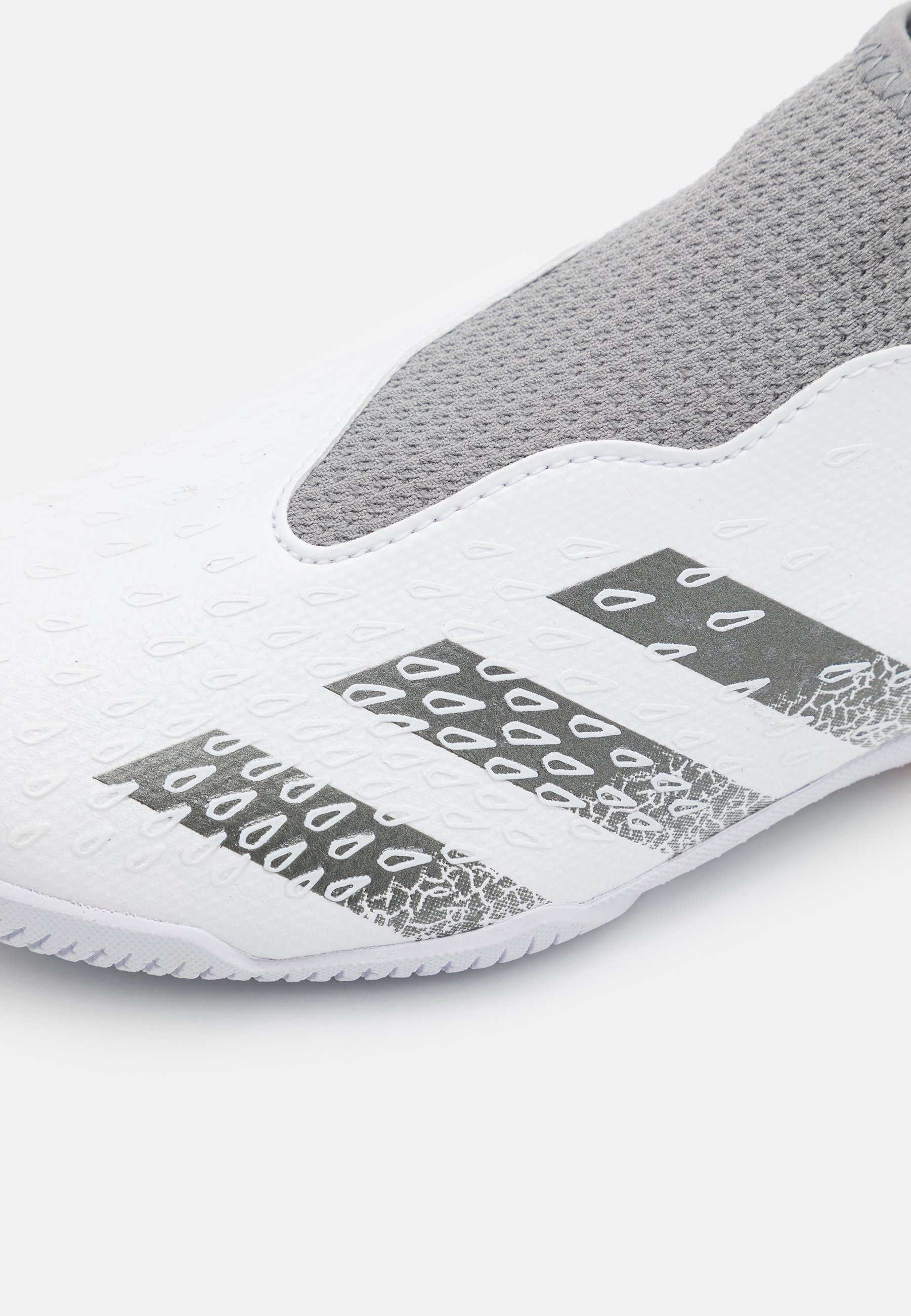 adidas Performance PREDATOR FREAK 3 UNISEX - Botas de fútbol sin tacos -  white/blanco - Zalando.es