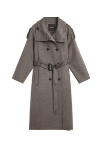 Lungo cappotto grigio in lana doppiopetto con ampio colletto, cintura in vita, spalline e tasche laterali.