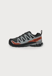 Nevybrané, turbulence/black/burnt ochre