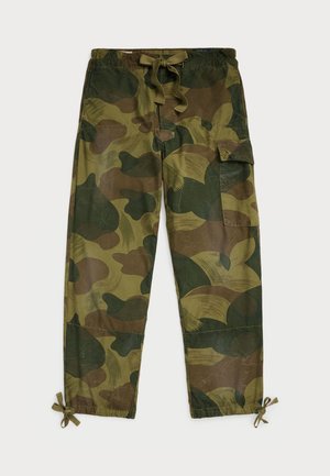 Polo Ralph Lauren BEACHCOMBER RELAXED CAMO CARGO PANT - Cargo trousers - paint stroke