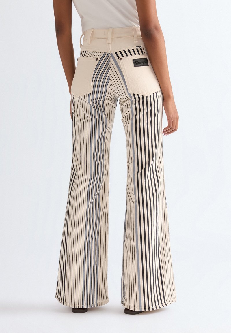 Wrangler 70S FLARE - Flared Jeans - multi blue stripe/coloured 