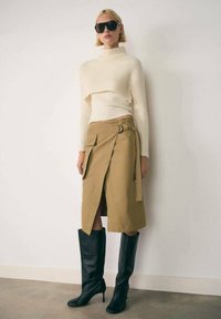 Mango Jumper - off-white