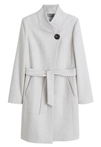 Manteau gris en mélange de laine avec un col montant, un seul bouton noir, des poches avant et une ceinture à la taille. Texture lisse, longueur mi-cuisse.