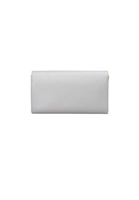 Borsa a tracolla rettangolare bianca con una superficie liscia, caratterizzata da linee pulite e senza hardware o dettagli visibili.