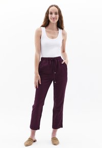 OXXO MIT MISCHUNG - Stoffhose - potent purple