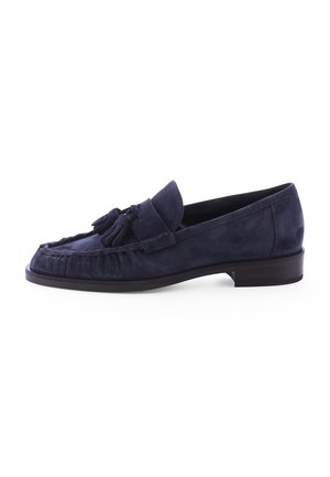 Donkerblauwe suède loafer met kwastjes aan de voorkant, lage zwarte hak en mocassinnaad langs de randen.