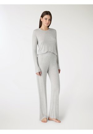 SET - Zestaw bielizny nocnej