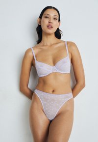 Triumph BRIGHT SPOTLIGHT - Bügel BH - stardust lilac