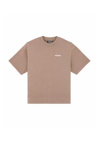 Brun bomulds t-shirt med rund hals og korte ærmer. Har et hvidt logo på brystet. Lige snit, blød tekstur, minimalistisk design.
