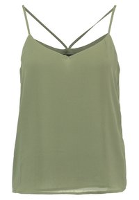 Top sans manches vert olive avec un décolleté en V, doté de fines bretelles spaghetti et d'une coupe décontractée, fabriqué en tissu léger. Aucuns motifs visibles.