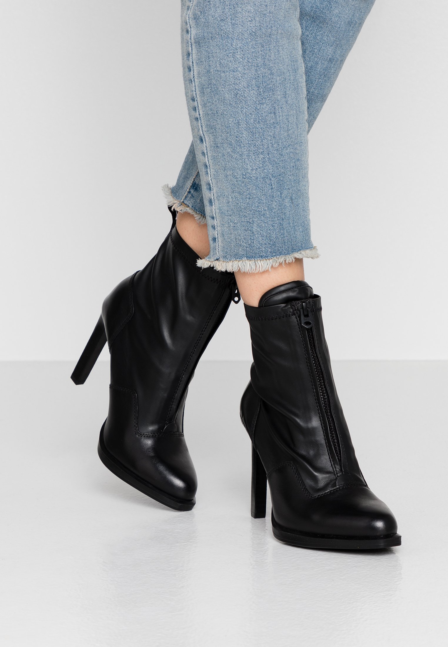 g star strett heel boots