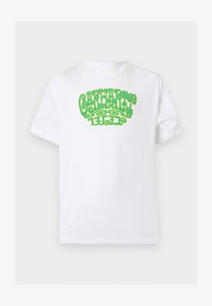 T-shirt blanc à manches courtes avec texte vert stylisé « CAMPAYOTIC » imprimé sur la poitrine sur un fond uni.