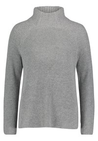 Grå stickad tröja med hög hals, ribbat mönster, långa ärmar och avslappnat snitt, med ett kraftigt mönster över hela.