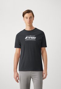 K-Way ODOM TYPO UNISEX - Triko s potiskem - black pure