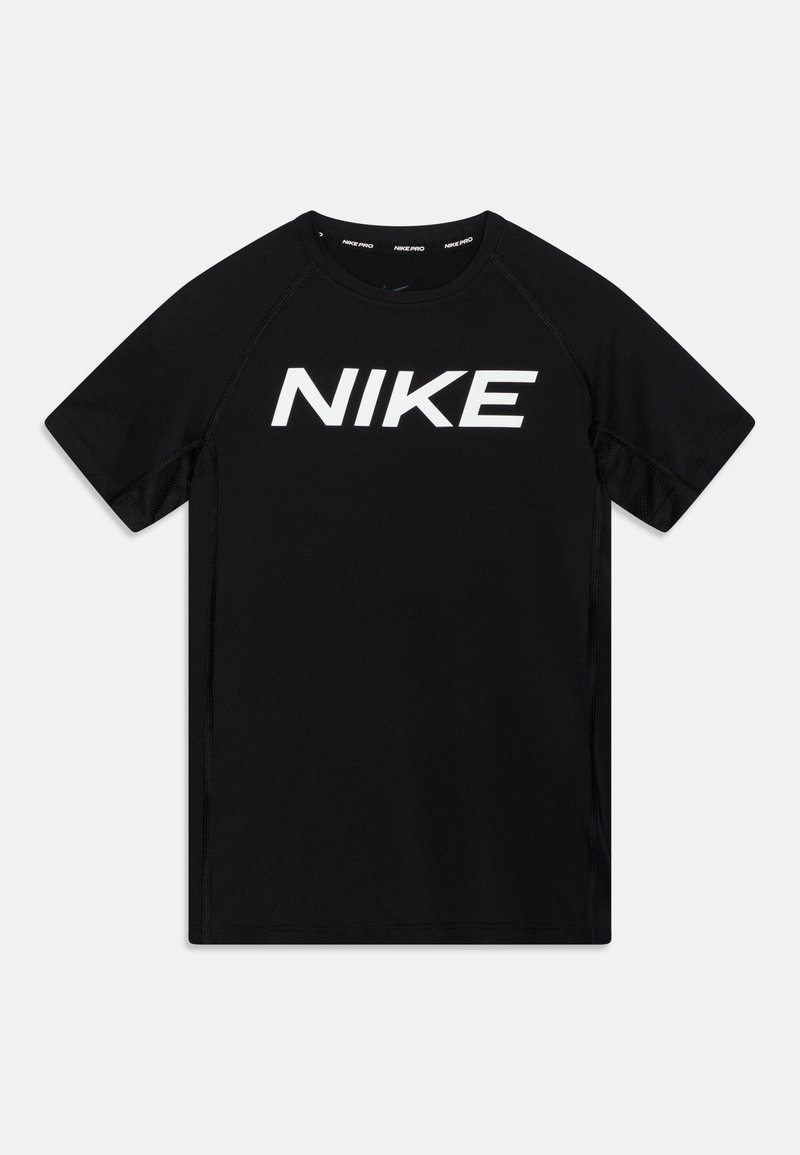 Svart Nike t-shirt med korta ärmar, med en stor vit "NIKE"-logotyp på framsidan och en jämn, lätt tygtextur.