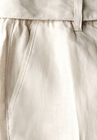 Thumbnail Image 5