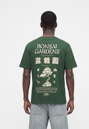 Only & Sons, ONSAXEL BONSAI TEE - Majica kratkih rukava s printom - pineneedle