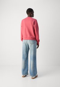 Scotch & Soda CHEST ARTWORK REGULAR - Sweatshirt - dusty red