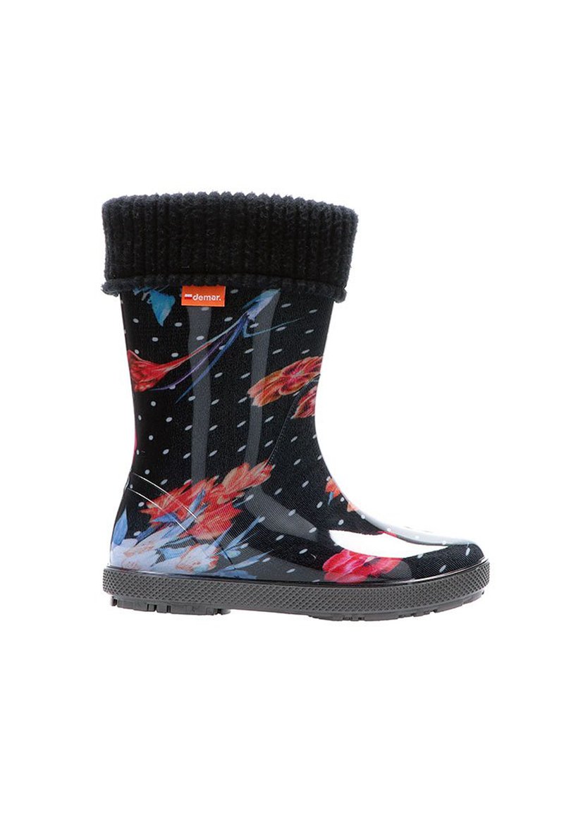 Czarne wodoodporne buty z kwiecistym wzorem w czerwieni i niebieskim, szara teksturowana podeszwa i czarna dziana cholewka dla dodatkowego ciepła.